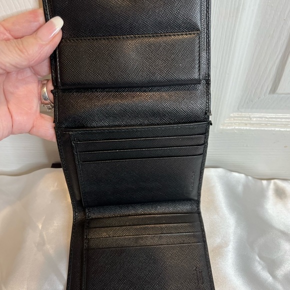 PRADA SAFFIANO LEATHER TRI-FOLD WALLET - Picture 9 of 14